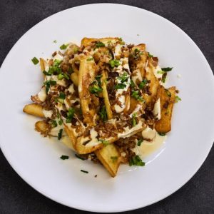 КАРТОФЕЛЬНЫЕ ДИПЫ С СЫРНЫМ СОУСОМ